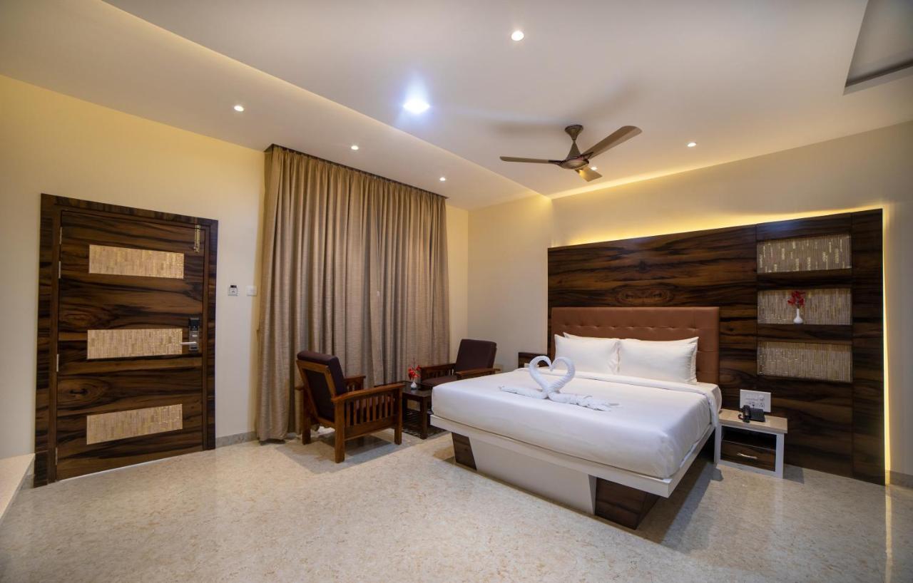 Sr Jungle Resort Coimbatore Buitenkant foto