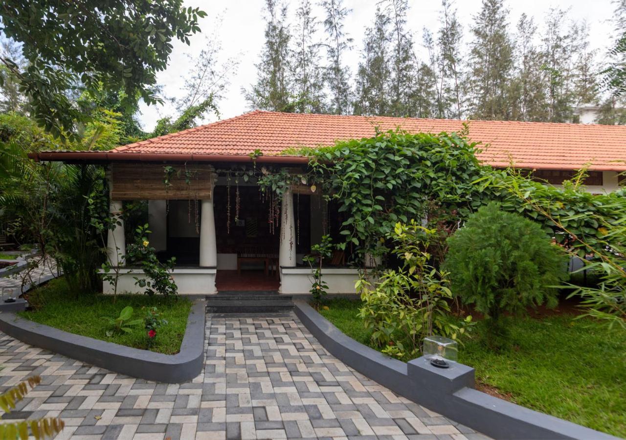 Sr Jungle Resort Coimbatore Buitenkant foto