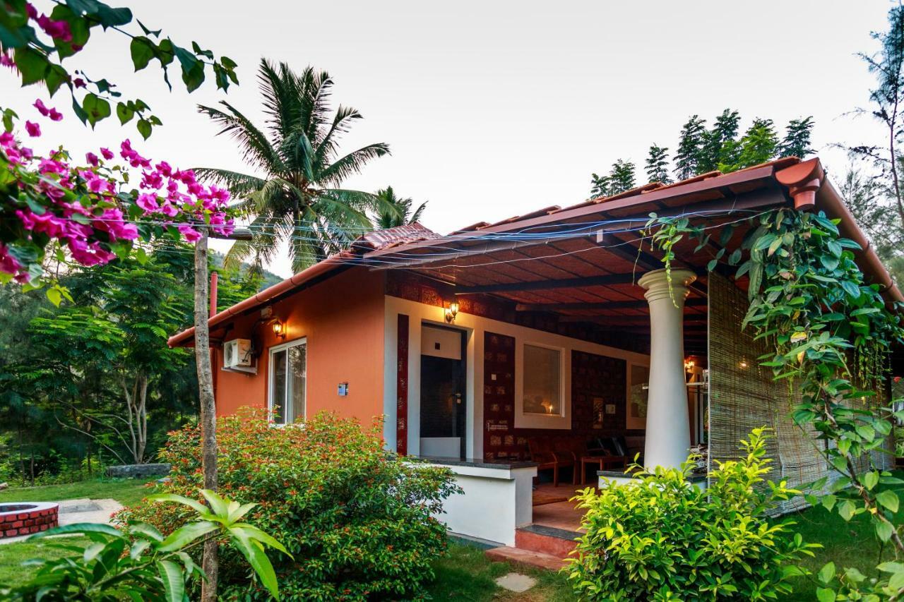 Sr Jungle Resort Coimbatore Buitenkant foto